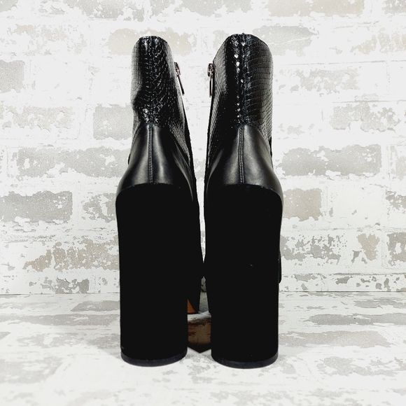 New Vince Camuto Gilisama Suede Black Platform Chunky Heel Ankle Boots M389 - Picture 6 of 12